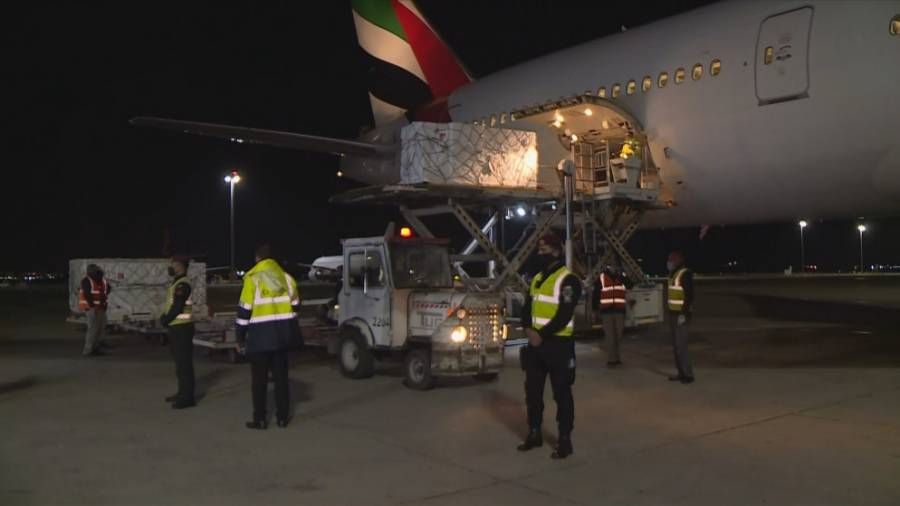 وصول الدفعة الأولى من لقاح سينوفارم الواقي من كورونا إلى الأردن