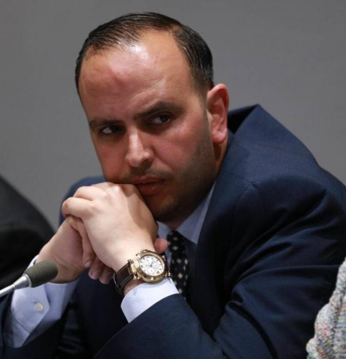 الخلايلة يكتب نُريده تعليماً عن بُعد وليسَ بُعداً عن التعليم.