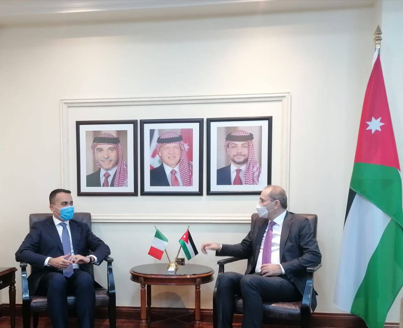 الصفدي يستقبل الصفدي وزير الخارجية والتعاون الدولي الإيطالي لويجي دي مايو