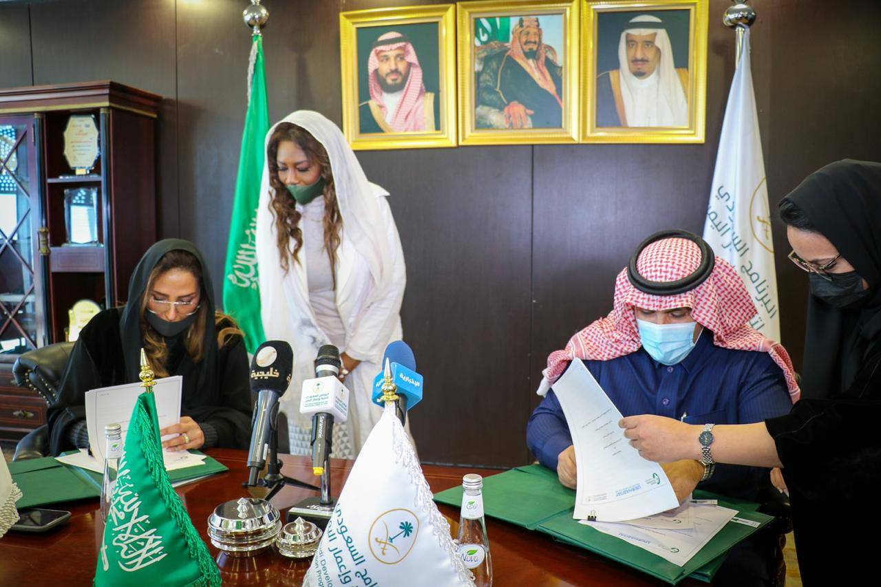 إعمار اليمن و الوليد للإنسانية يوقعان اتفاقيتين تنمويتين