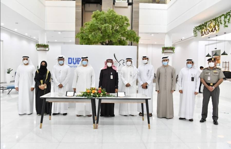 الإدارة العامة للإقامة وشؤون الأجانب بدبي ودبي للسياحة توقعان اتفاقية شراكة