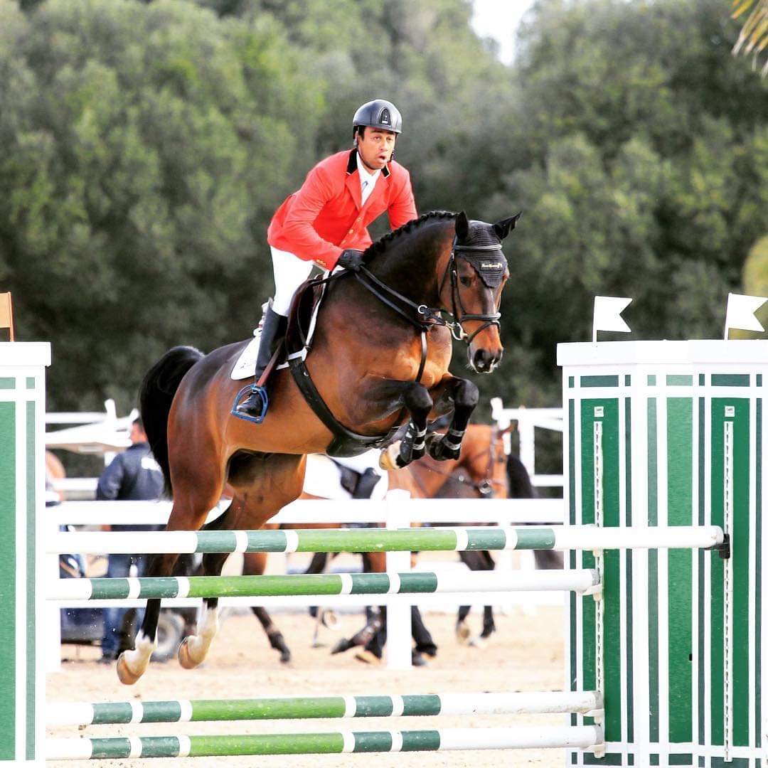 النشرة الجوية : اجواء باردة وغائمة جزئياً وزخات مطرية متفرقة اليوم