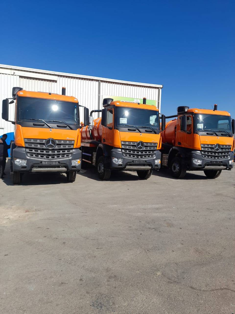 بلدية السلط تضيف خدمة نوعية إلى أسطول آلياتها