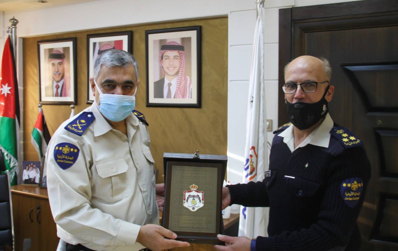 الجمارك تحصل على جائزة بروتوكول مونتريال العالمية لموظفي الجمارك وانفاذ القانون