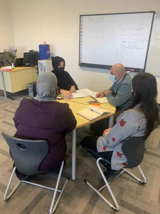 رئيسة الاتحاد النسائي الأردني العام تلتقي مدير قسم الاستقطاب في كلية لومينوس الجامعية