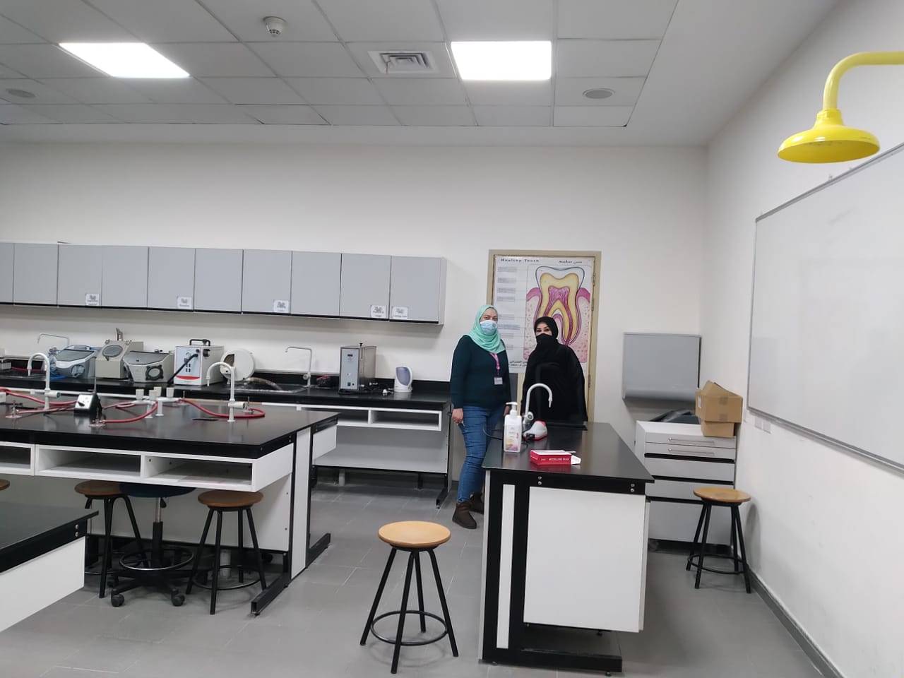 رئيسة الاتحاد النسائي الأردني العام تلتقي مدير قسم الاستقطاب في كلية لومينوس الجامعية