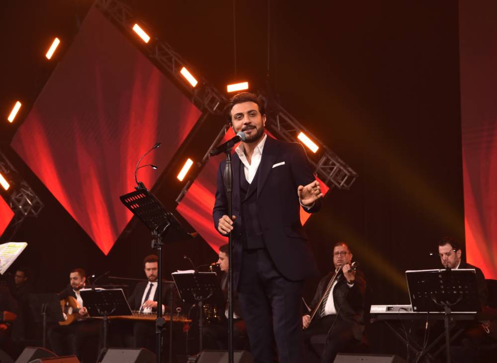 نجوى كرم وماجد المهندس يلهبان أجواء مهرجان دبي للتسوق بحفل كامل العدد