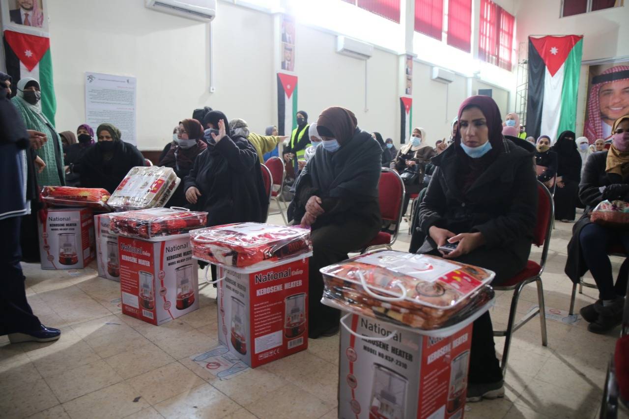 سفارة دولة الإمارات في الأردن تنفذ حملة إغاثة المتضررين من البرد والشتاء