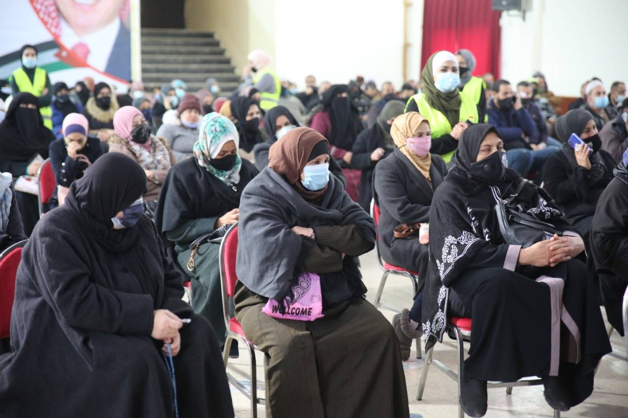 سفارة دولة الإمارات في الأردن تنفذ حملة إغاثة المتضررين من البرد والشتاء