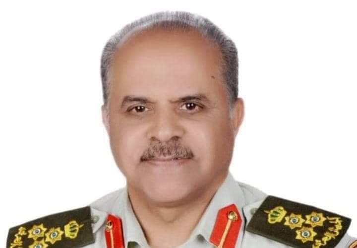 الدكتور المهندس إبراهيم العدوان يهنئ شقيقه الدكتور عبدالحميد محمد العدوان بتعيينه مديراً لمركز الاورام العسكري