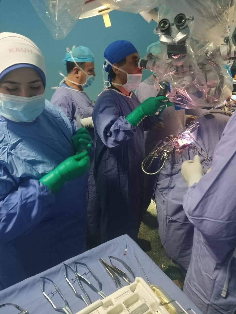 مستشفى الملك المؤسس : إجراء عملية نوعية لمريضة تعاني من نزيف دماغي حاد ناتج عن وجود تشوه شرياني في الشريان الأساسي من جذع الدماغ  