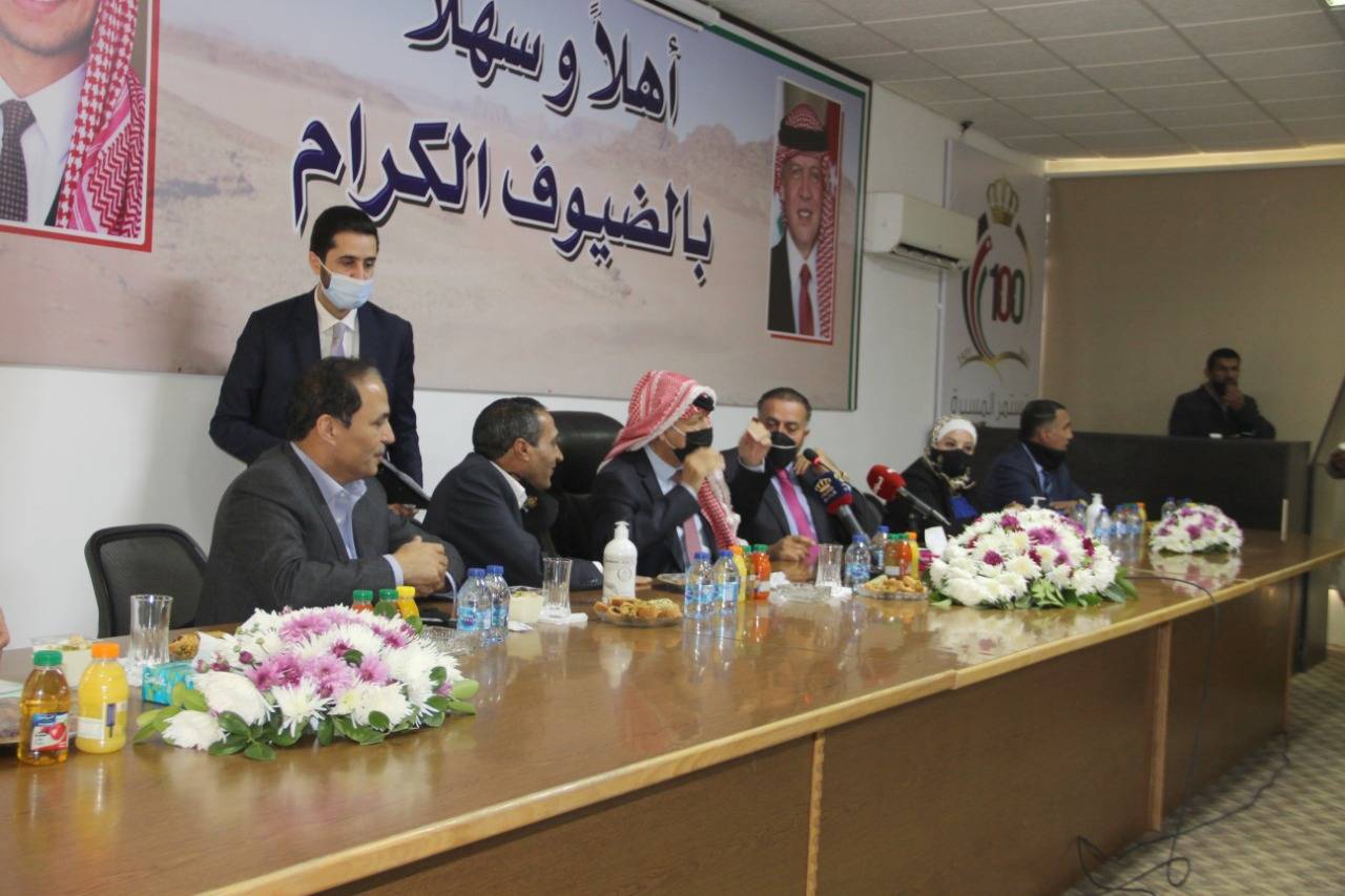 نائب رئيس الورزاء وزير الادارة المحلية يقوم بزيارة ميدانية لبلديات الجيزة والموقر و سحاب