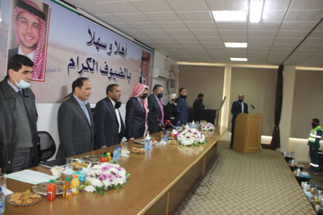 نائب رئيس الورزاء وزير الادارة المحلية يقوم بزيارة ميدانية لبلديات الجيزة والموقر و سحاب