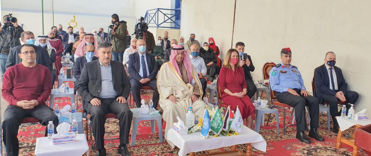 السفير السعودي لدى الأردن يفتتح مركز الأونروا الصحي الجديد في مدينة العقبة
