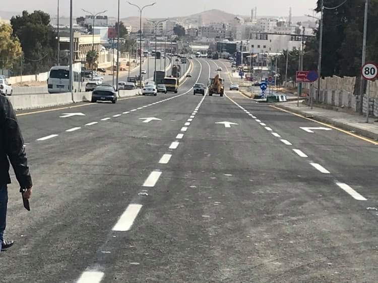 الأشغال تنهي جزءا من المرحلة الثالثة لمشروع الباص سريع التردد عمان الزرقاء