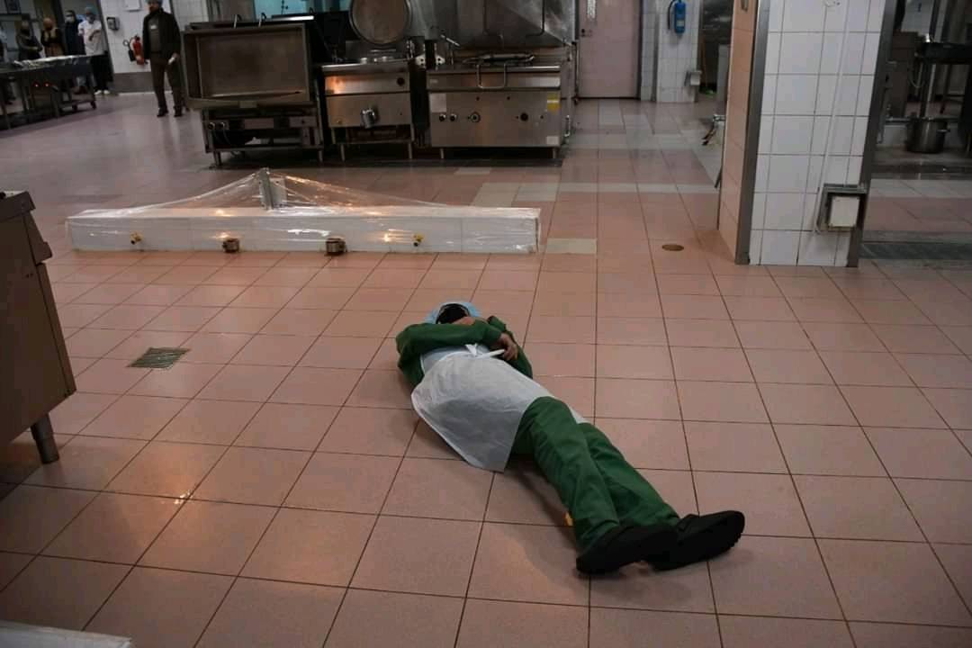 تمرين إخلاء وهمي لحريق في المطبخ الرئيسي لمستشفى الملك المؤسس عبدالله الجامعي 