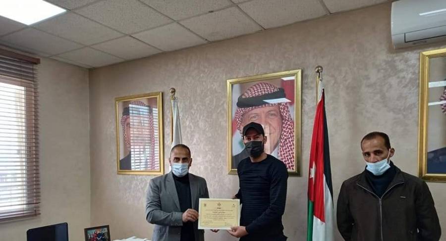 تخريج دورة إنقاذ مائي بمادبا