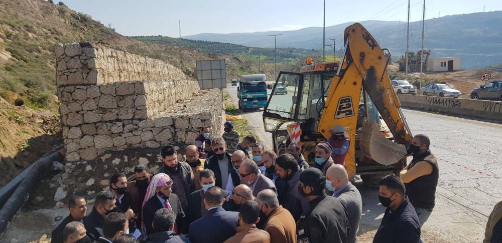 وزير المياه والري يعلن الانتهاء من اعمال الخط الناقل  الرئيسي من المنطقة التي تعرضت للانهيارفي جرش  
