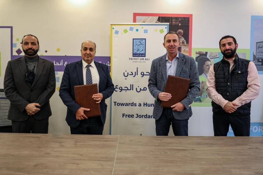 شركة ميناء حاويات العقبة تجدد شراكتها مع تكية أم علي