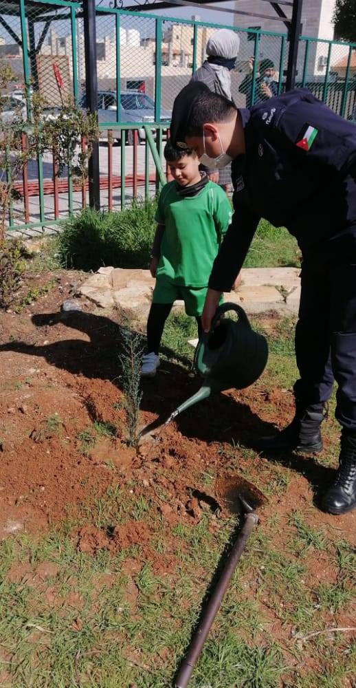 مؤسسة العون الوطني للتنمية تقيم احتفالا بمناسبة مئويّة الدّولة وعيد ميلاد الملك في محافظة البلقاء 