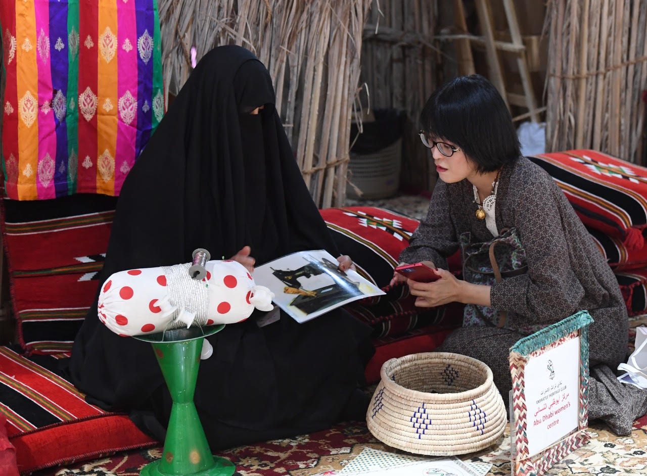 معرض أبوظبي الدولي للصيد والفروسية يُعلن شروط المُشاركة باللوحات الفنية والحرف اليدوية