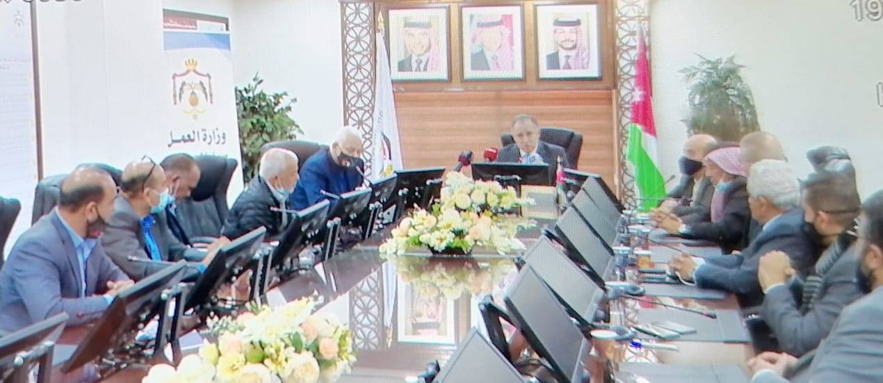 مجلس الشراكة للقطاع الزراعي في وزارة العمل برئاسة القطامين يتوافق على جملة من الإجراءات لمساعدة القطاع على تجاوز التحديات