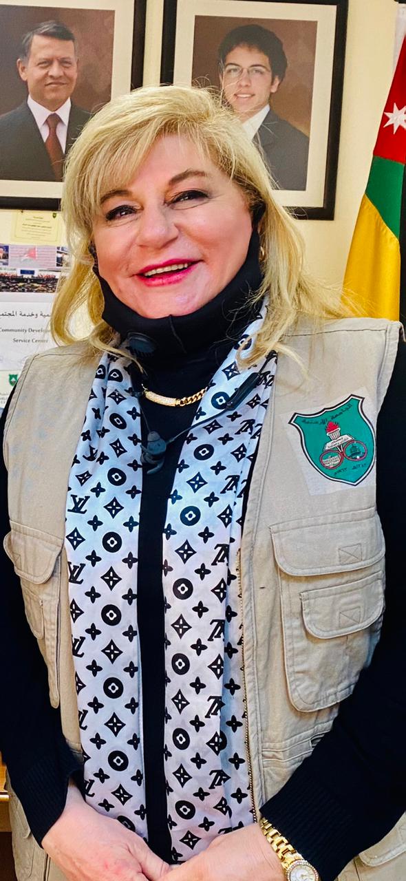 الدكتور محمد الحربي يكتب : القيادة والإدارة تحول مركز تنمية وخدمة المجتمع في الجامعة الاردنية الى شعلة لا تنطفئ من النشاط