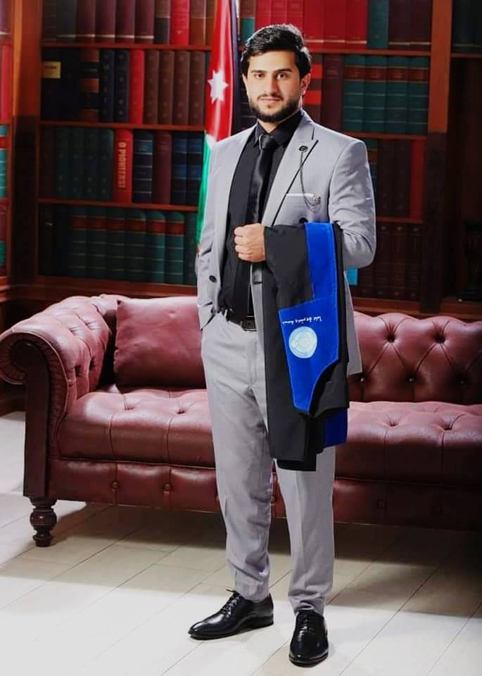 تهنئة لـ زيد خليف الفقهاء بمناسبة التخرج