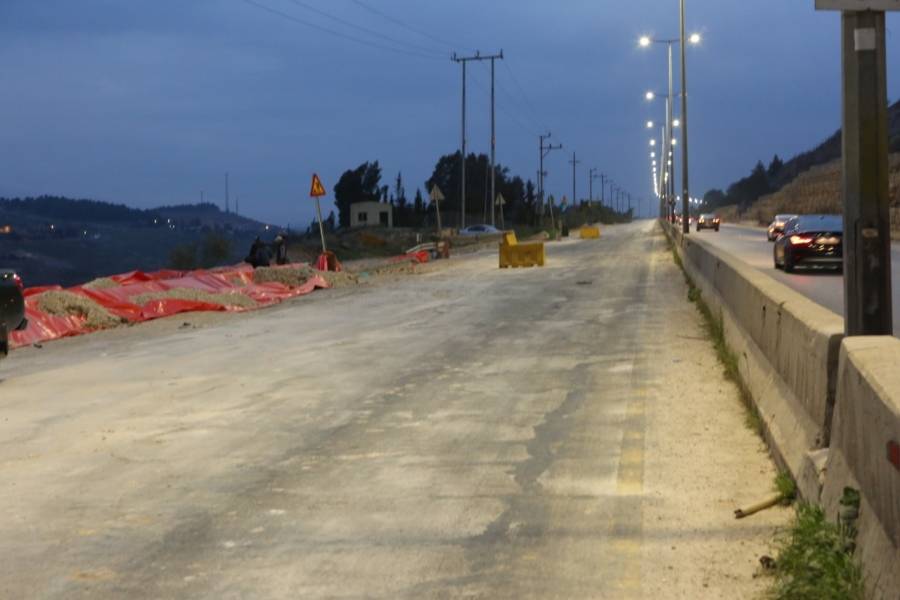 الاشغال: فتح طريق جرش بعد إنهاء الاعمال الاساسية في منطقة الانزلاق