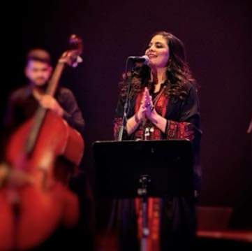 مجلس الوحدة الإعلامية العربية يمنح الفنانة الفلسطينية سناء موسى لقب سفيرة الفنانيين الشباب العرب لعام 2021 
