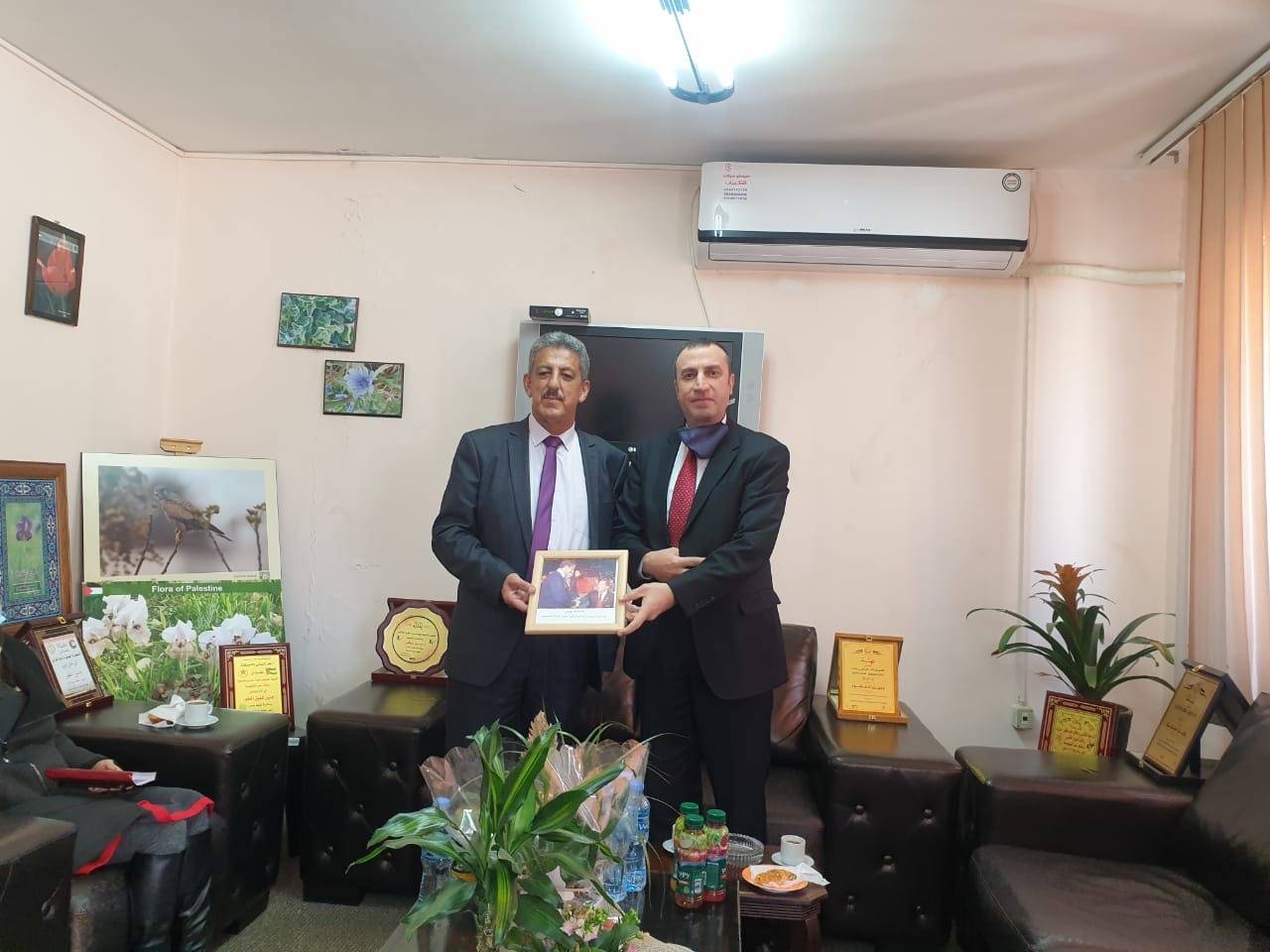 فلسطين : المطور يستقبل السفير الفنزويلي لتعزيز  التعاون المشترك  