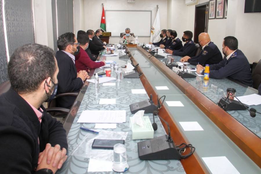 الرحامنة  يلتقي ممثل و أعضاء قطاع الصناعات الجلدية والمحيكات