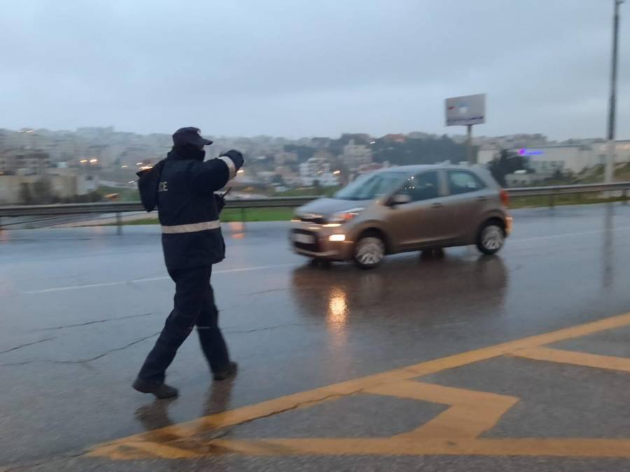 مديرية الامن العام تعلن حالة الطرق لغاية الساعة السابعة