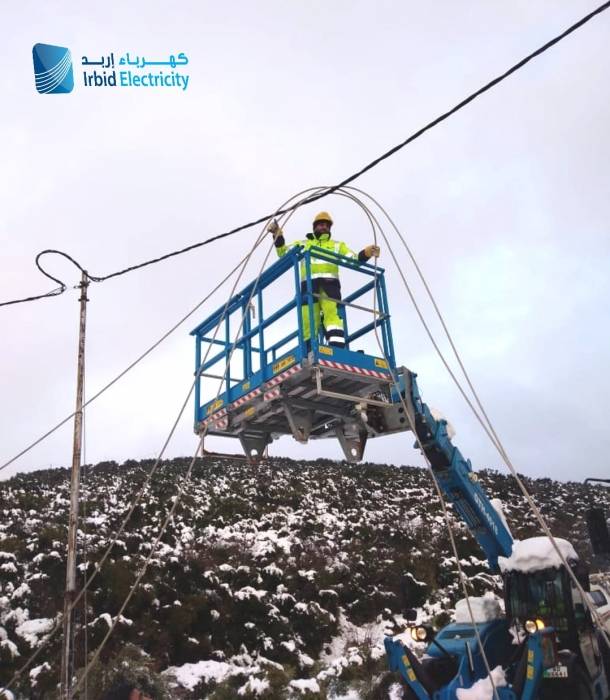 كهرباء إربد : ٩٩  نسبة الانجاز للاعطال المسجلة عبر 120 ورشة ميدانية عملت على مدار الساعة خلال المنخفض الجوي