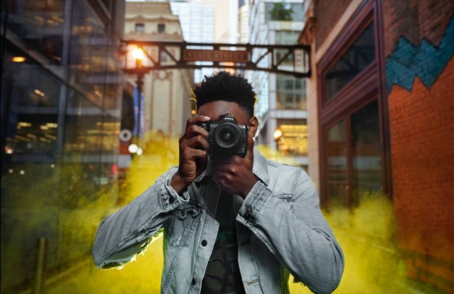 إنكوبية تتعاون مع نيكون الشرق الأوسط لتوفير منصة إلكترونية لتسويق إبداعات الفنانين المحليين