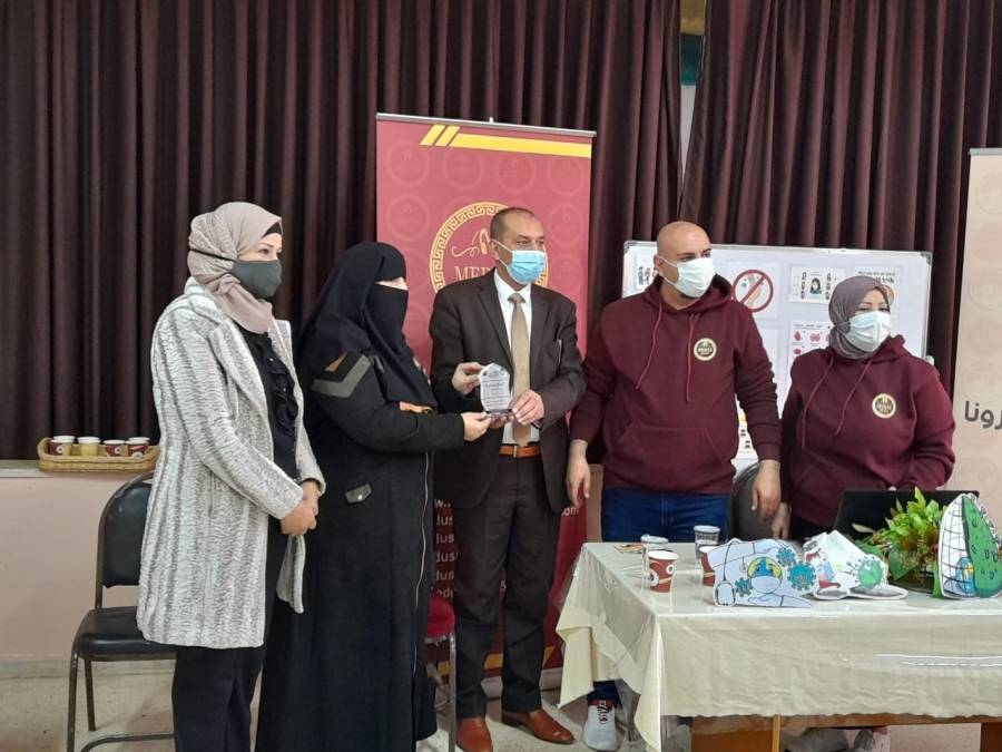 مبادرة ”أردنا أقوى من الكورونا” تعقد ورشة تثقيفية توعوية في مدرسة عائشة أم المؤمنين بلواء سحاب