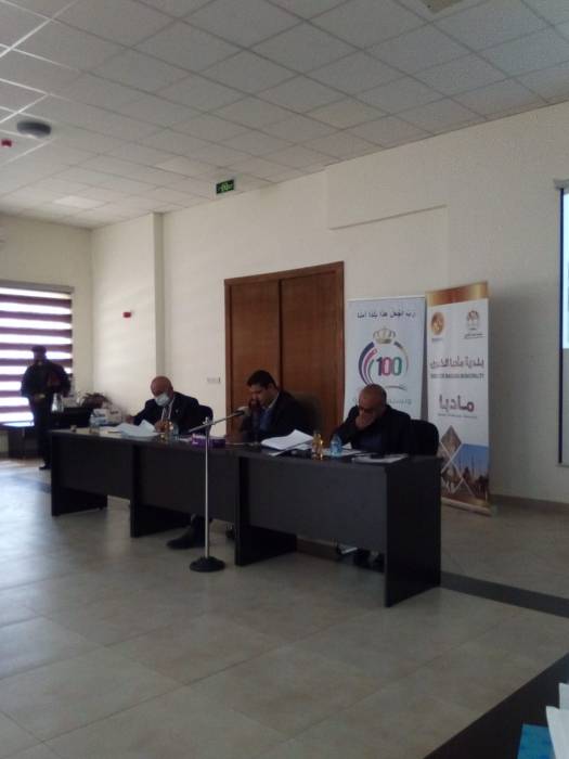 مؤتمر صحفي لإنجازات بلدية مادبا