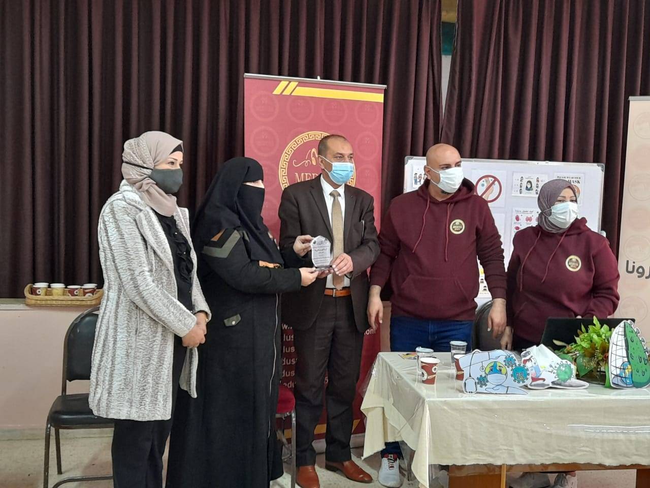 مبادرة ”أردنا أقوى من الكورونا” تعقد ورشة تثقيفية توعوية في مدرسة عائشة أم المؤمنين بلواء سحاب    
