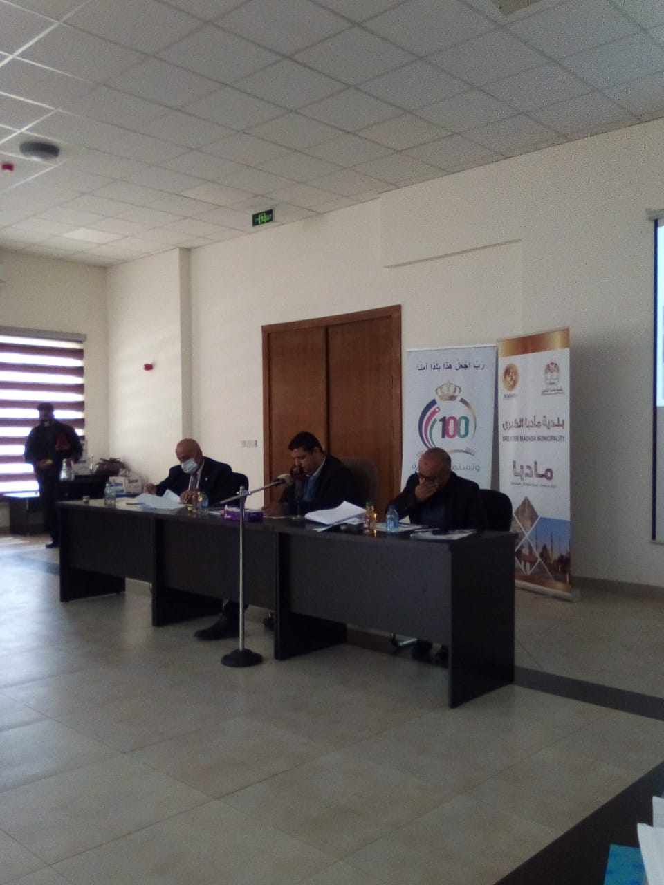مؤتمر صحفي لإنجازات بلدية مادبا