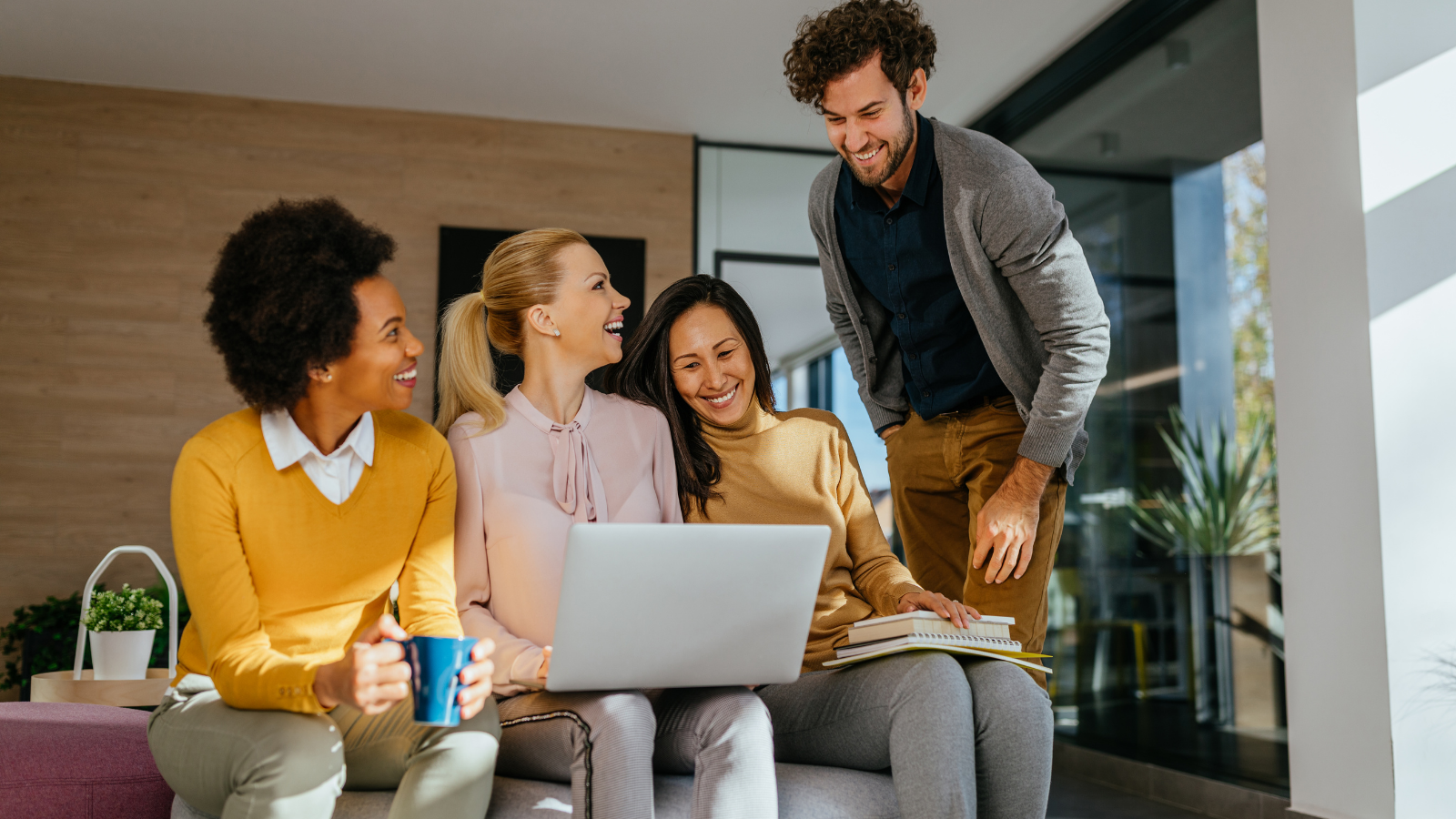 ما السبب وراء اهتمام الشركات بتعيين وكالات التسويق والبعد عن إنشاء اقسام للتسويق   