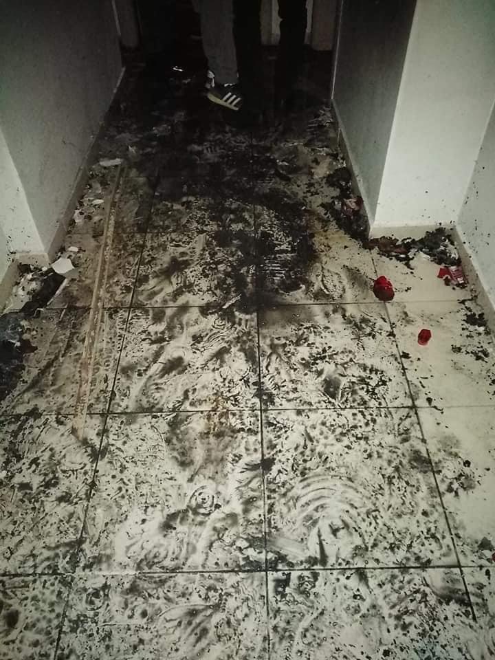 بالصور : بعد خلاف مع زوجته .. مواطن تركي يشعل النار بنفسه ويتسبب بانفجار 