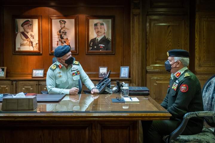 الملك يعرب عن شكره وتقديره لكل من خدم في الجيش العربي منذ تأسيس الدولة* 