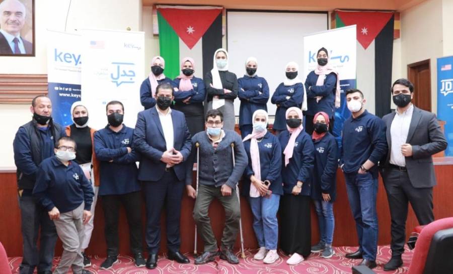 جرش : تنظيم المنطلق التطبيقي الأول لبرنامج قادة مناظرات الاردن (جدل)