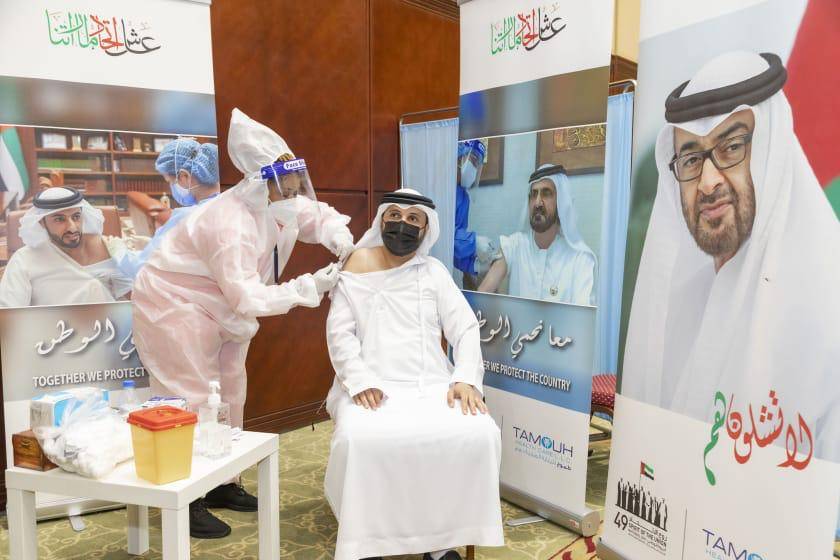 جامعة عجمان أوّل جامعة في الإمارات تفتتح مركزًا للفحص والتطعيم ضد كوفيد-19 