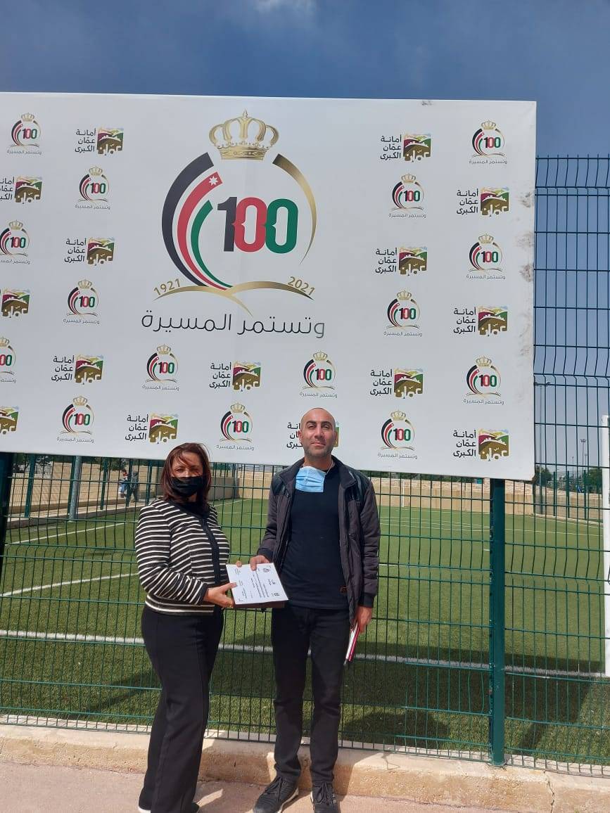 الملتقى الثقافي للمكفوفين يزور حدائق الملك عبدالله الثاني / المقابلين