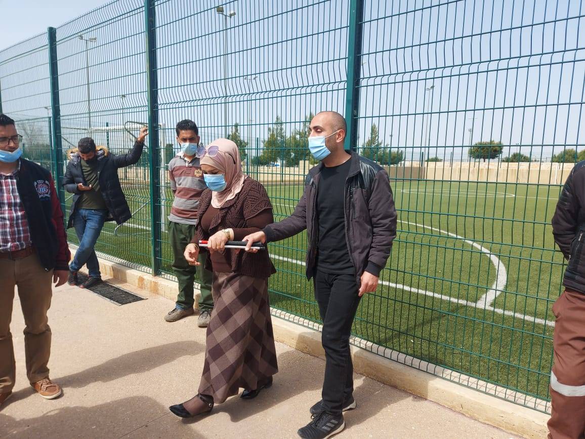 الملتقى الثقافي للمكفوفين يزور حدائق الملك عبدالله الثاني / المقابلين