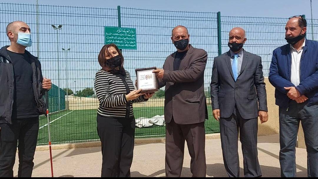 الملتقى الثقافي للمكفوفين يزور حدائق الملك عبدالله الثاني / المقابلين