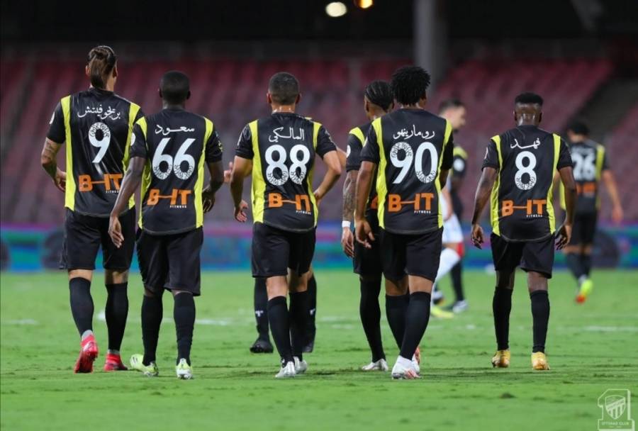 الاتحاد يؤجل النظر في عقود لاعبي الفريق