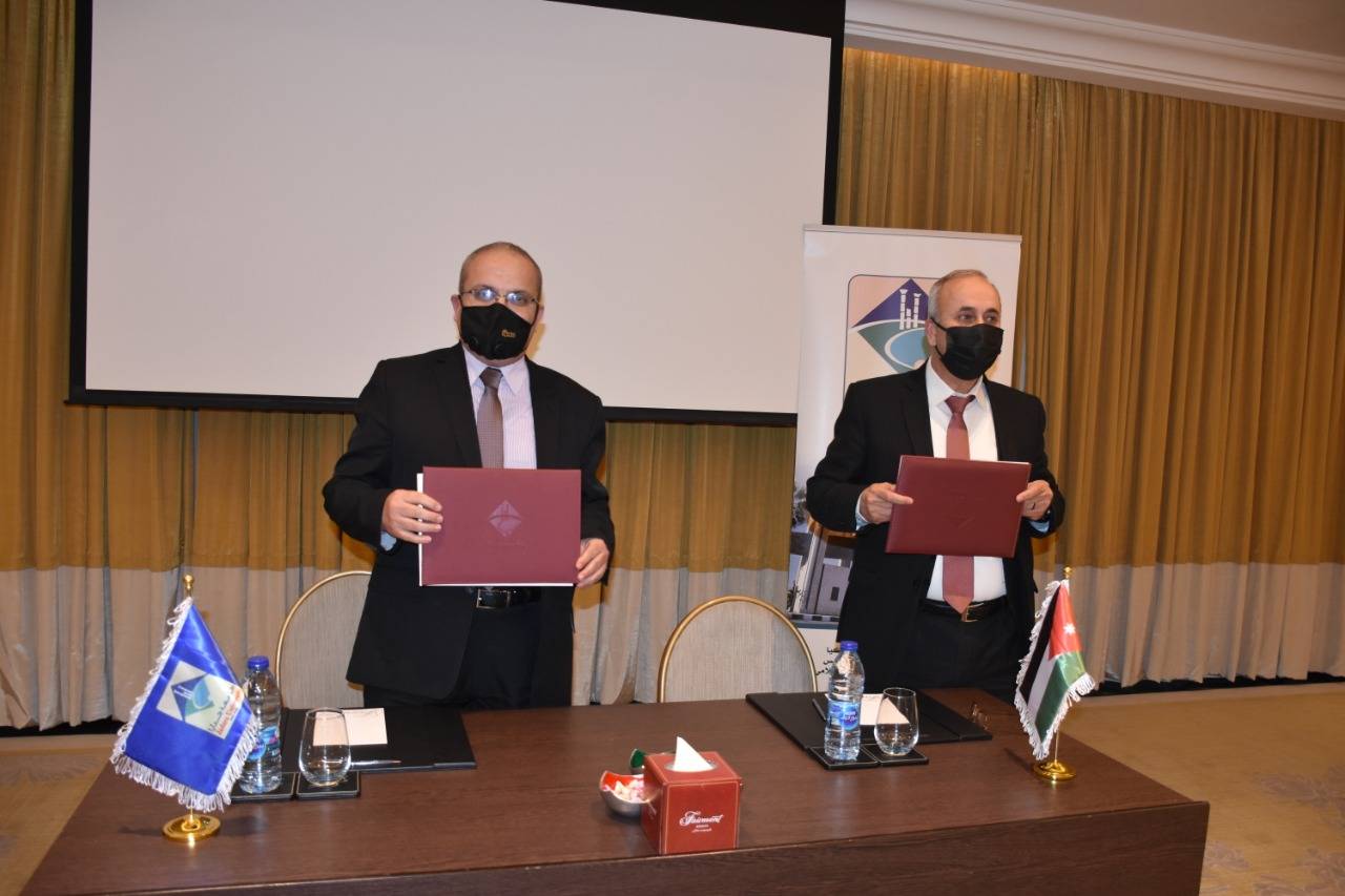 جامعة جدارا توقع مذكرة تفاهم مع دائرة ضريبة الدخل والمبيعات