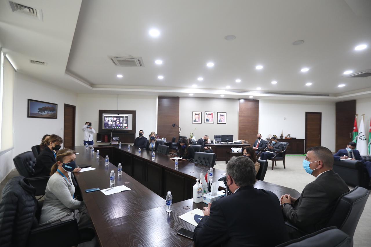 مندوبا عن رئيس الوزراء، النابلسي يطلق مبادرة شباب إلك وفيد التوعوية